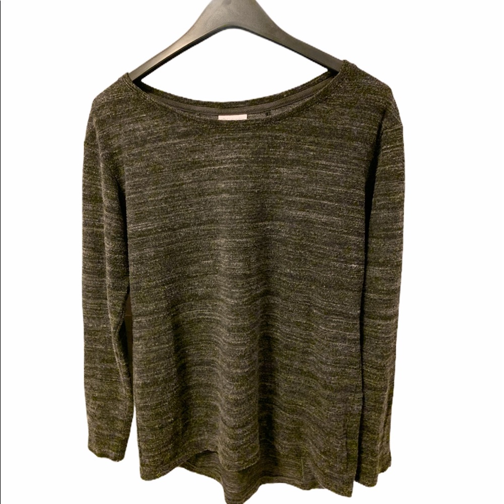 Columbia Casual sweater
